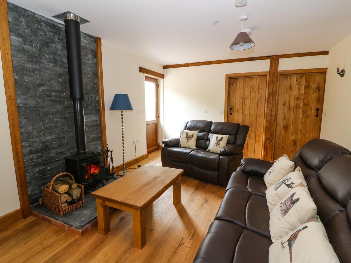 Ploony Hill Lodge Bleddfa Bagian luar foto